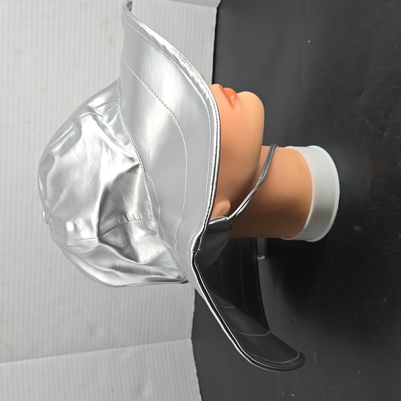 NEW Hairbrella Satin-Lined Waterproof Sou'wester Rain Hat - Picture 5 of 10